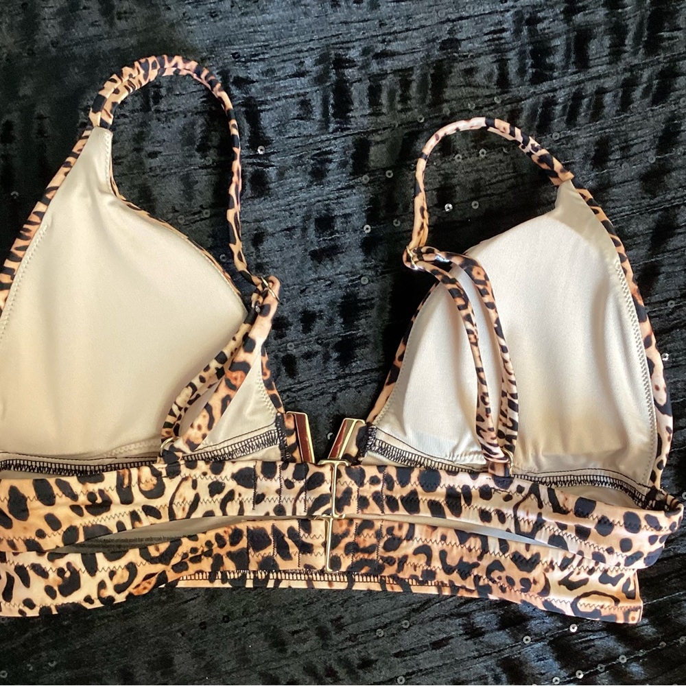 Victoria's Secret Leopard Print Bikini Top L - Picture 7 of 8